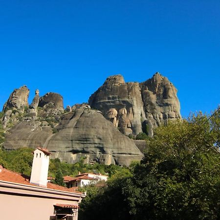 The House Under The Rocks Of Meteora 2 Apartment Kalampáka Ngoại thất bức ảnh